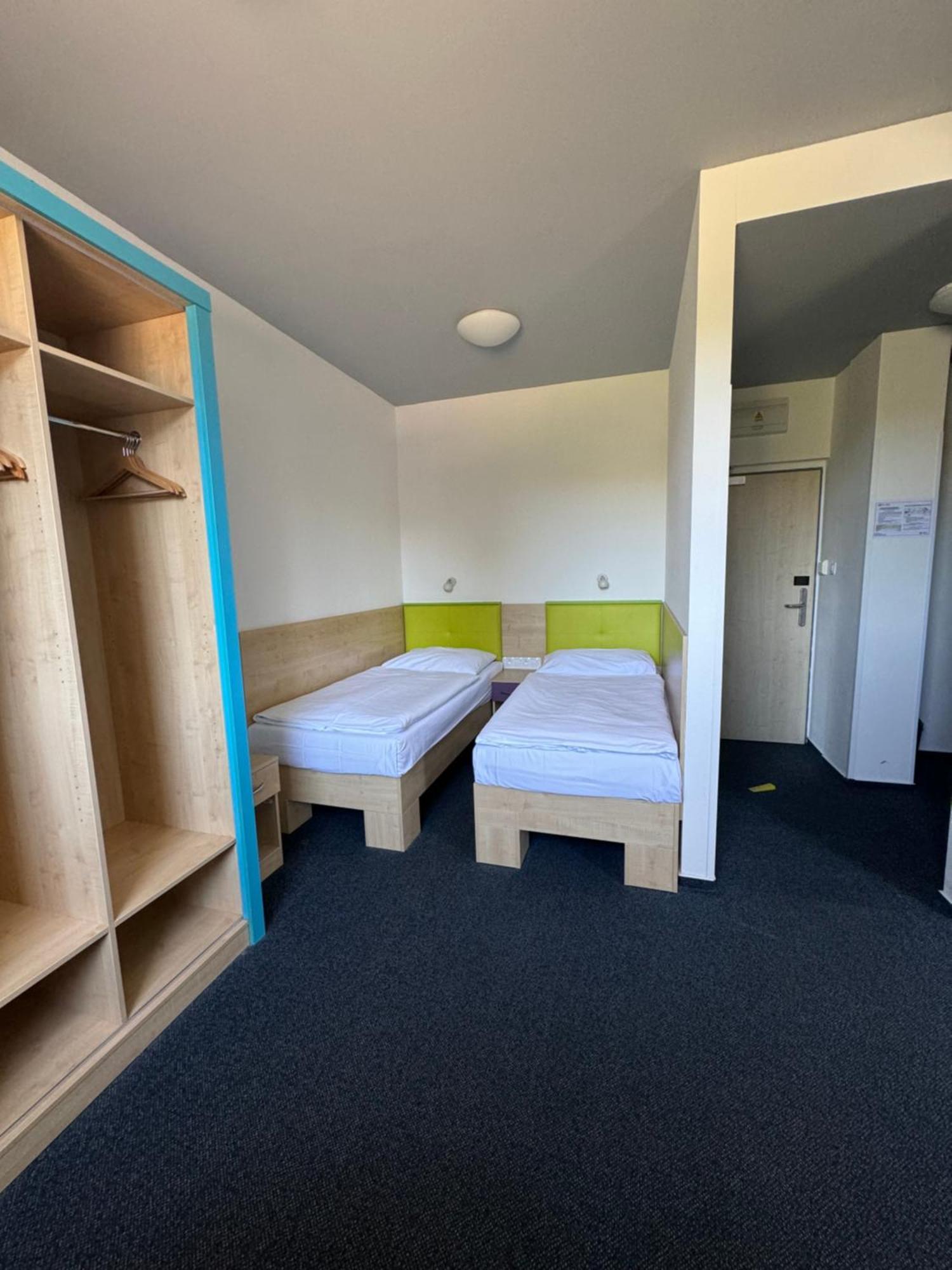 Sport Hotel Sletiste Κλάντνο Εξωτερικό φωτογραφία