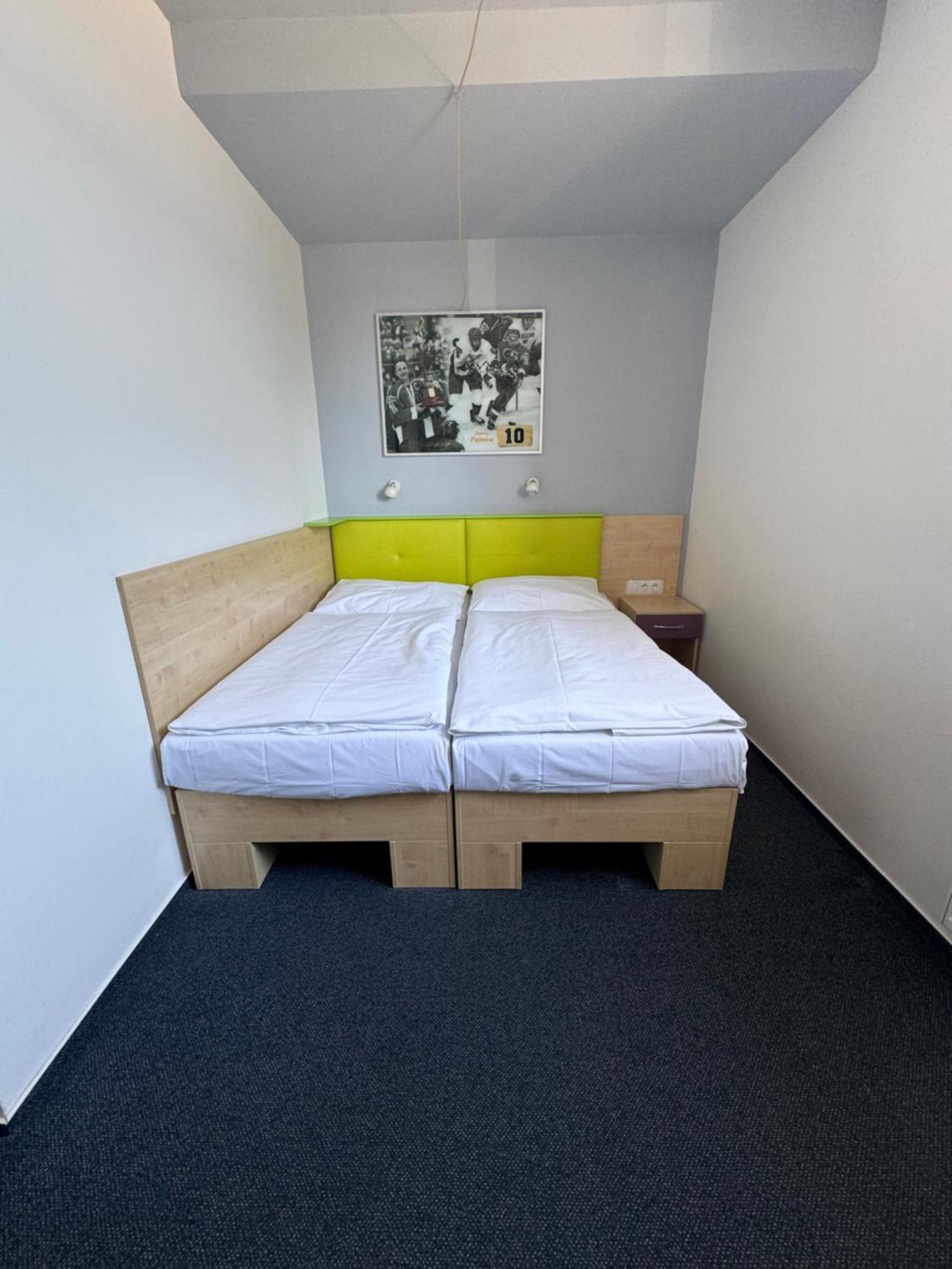 Sport Hotel Sletiste Κλάντνο Εξωτερικό φωτογραφία