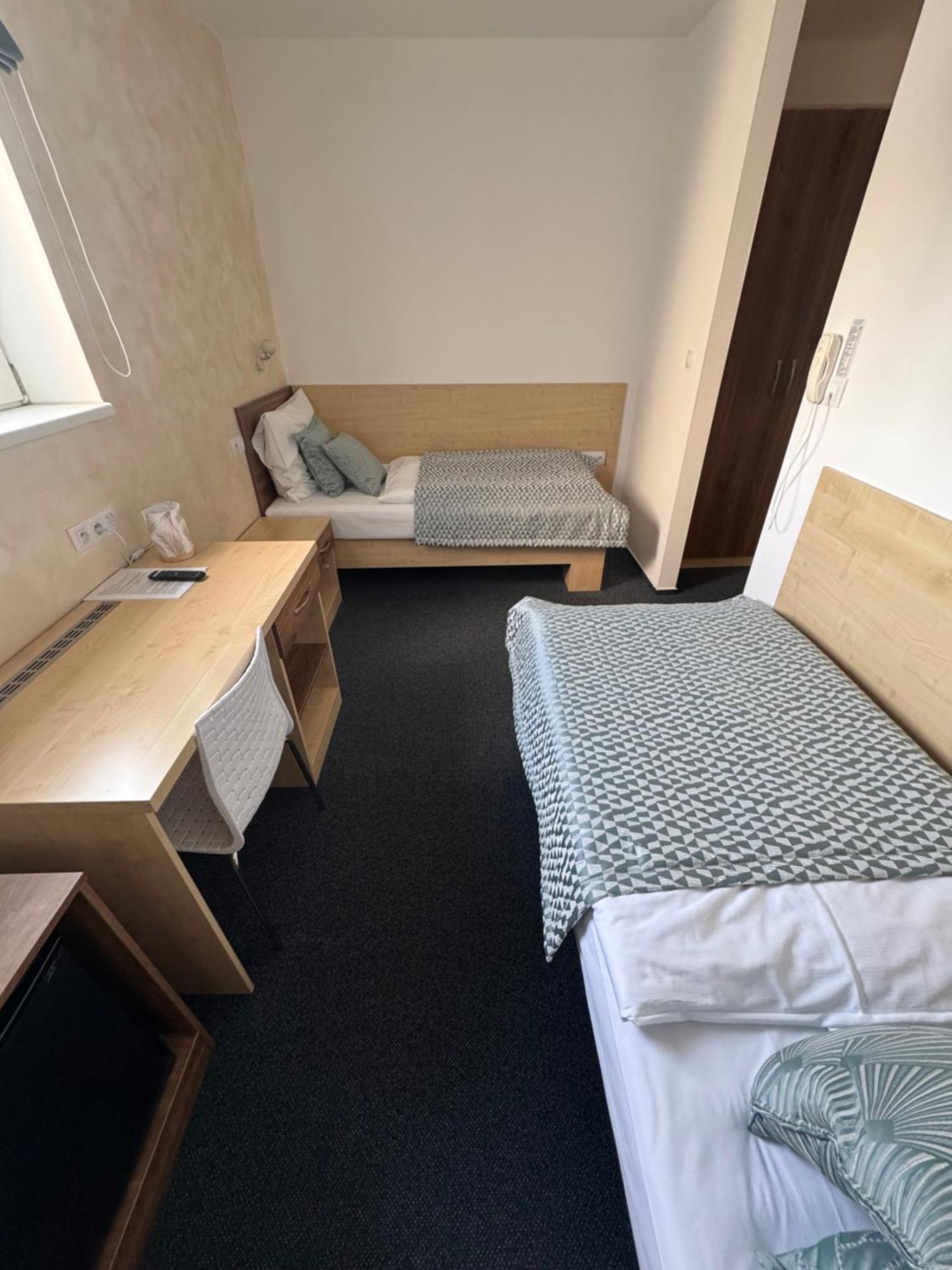 Sport Hotel Sletiste Κλάντνο Εξωτερικό φωτογραφία