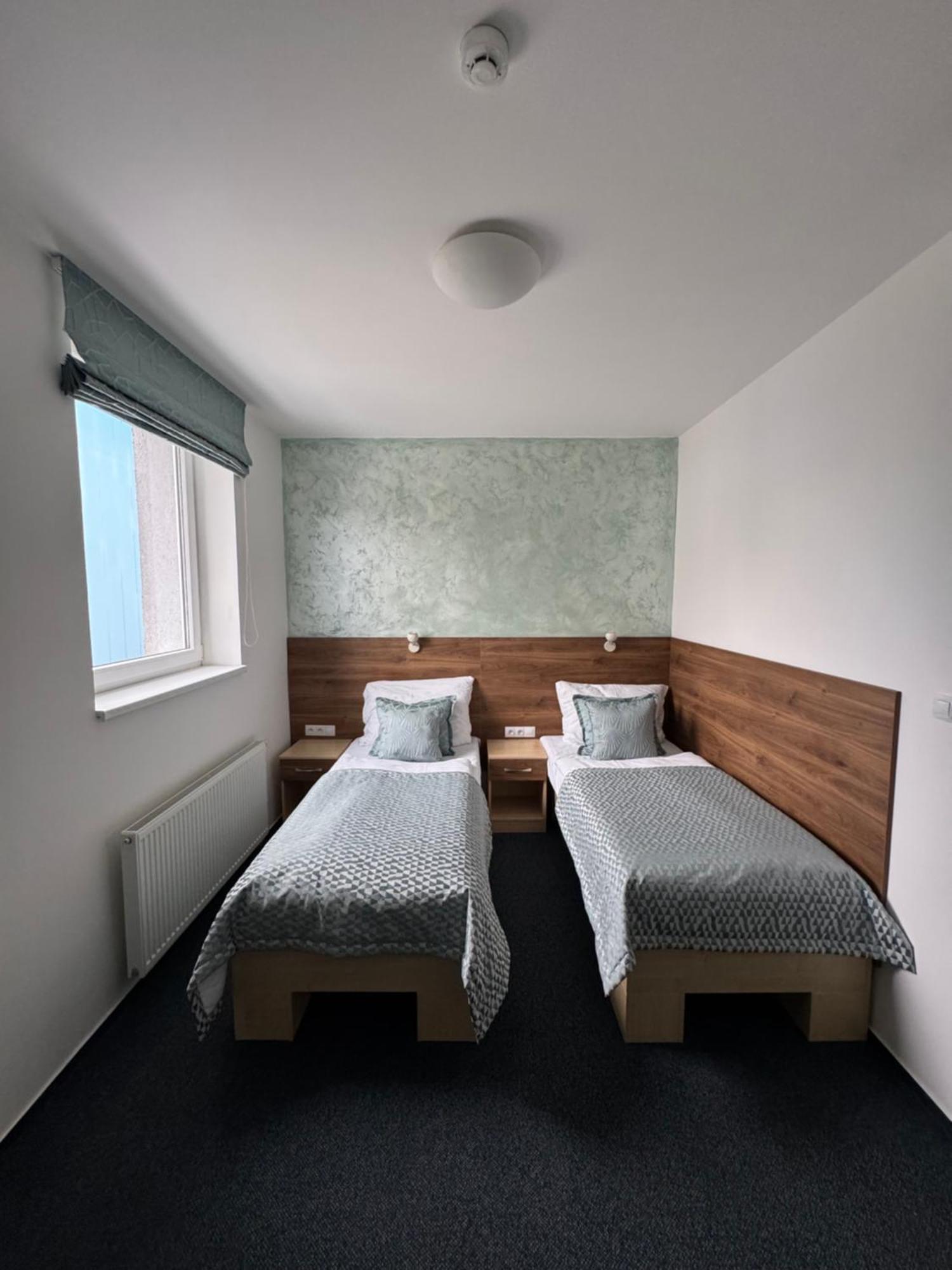 Sport Hotel Sletiste Κλάντνο Εξωτερικό φωτογραφία
