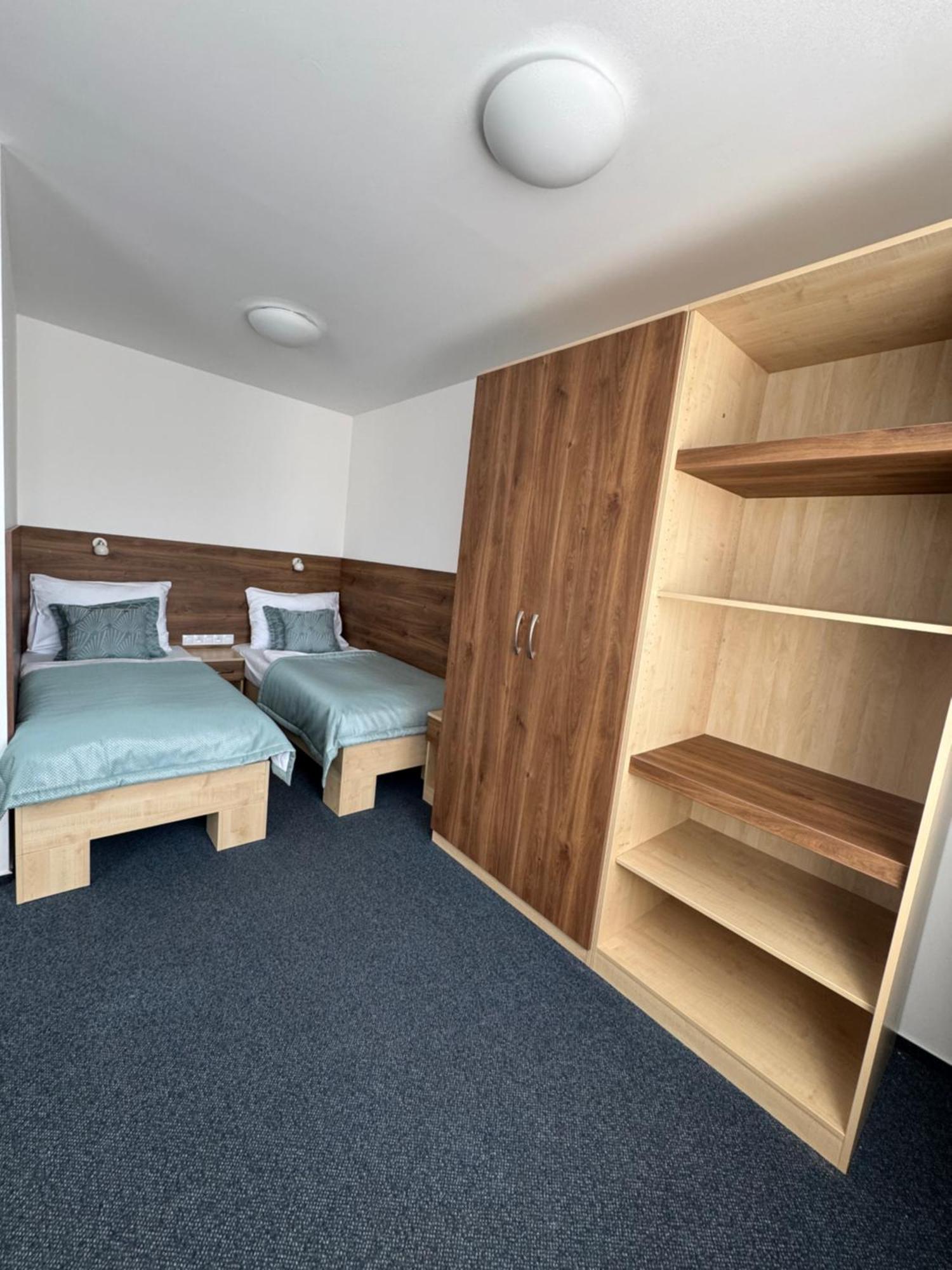 Sport Hotel Sletiste Κλάντνο Εξωτερικό φωτογραφία