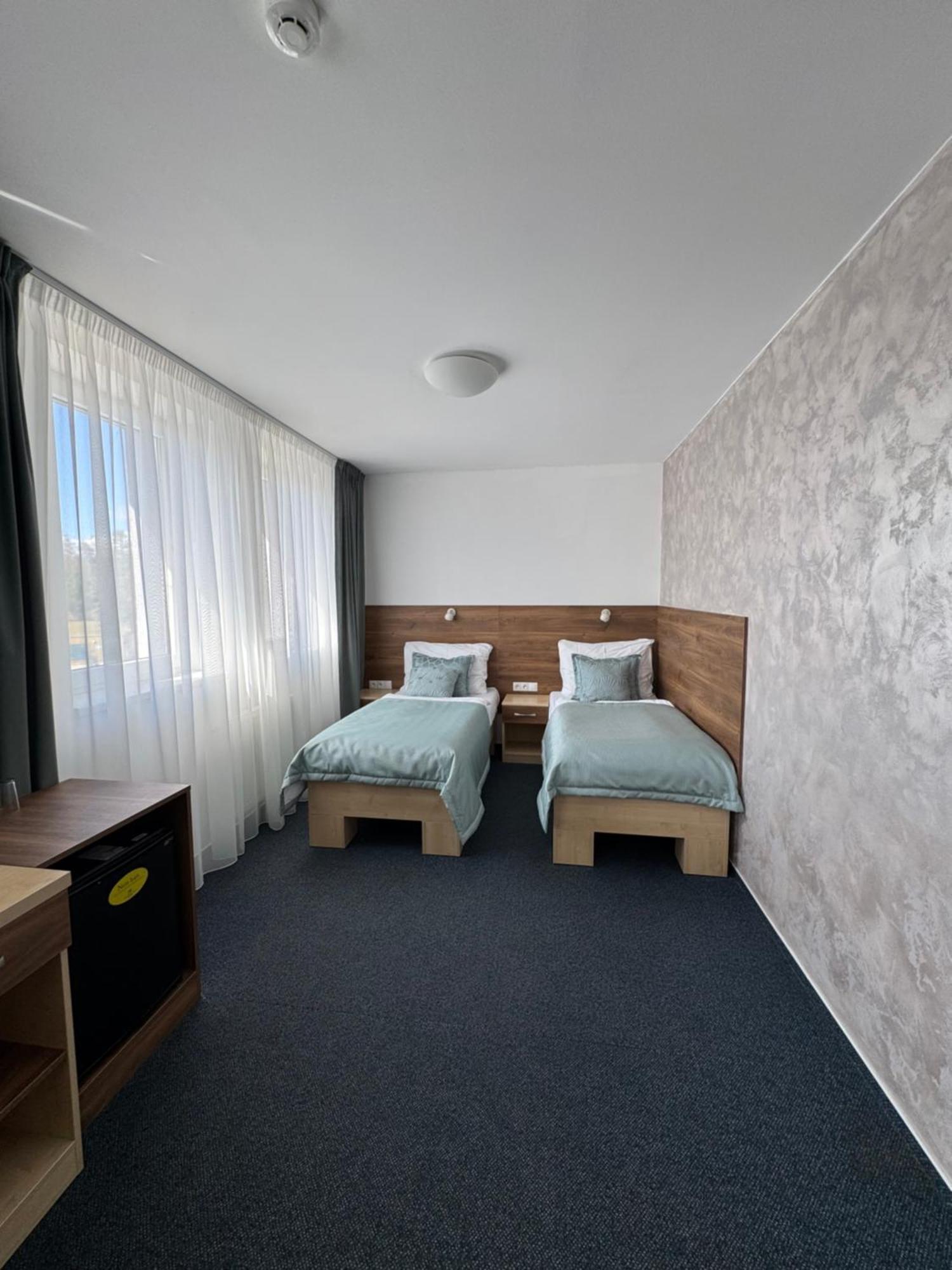 Sport Hotel Sletiste Κλάντνο Εξωτερικό φωτογραφία